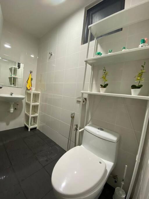 Family Friendly Multiple Parking 3bedroom Pangsapuri
